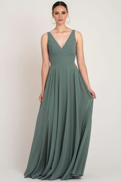 Wildflowera V-neck off shoulder sleeveless backless zipper backless and floor length evening dress