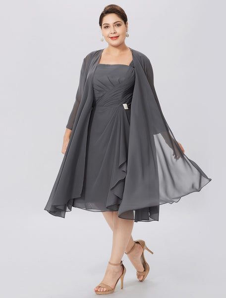 A-Line Mother of the Bride Dress Formal Plus Size Elegant Straps Knee Length Chiffon Sleeveless yes with Criss Cross Pleats